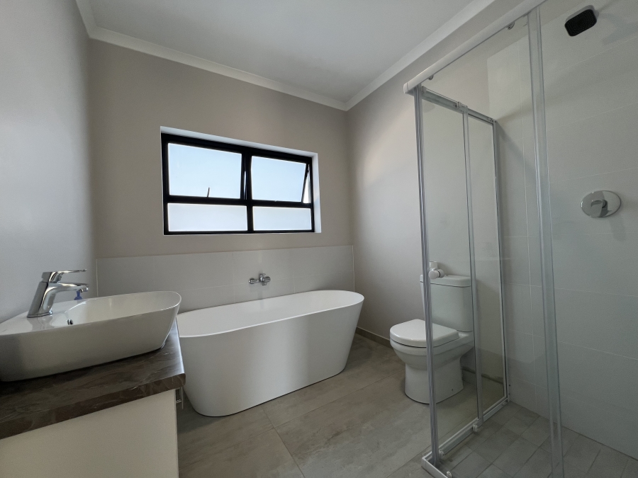 3 Bedroom Property for Sale in Fountains Estate Eastern Cape